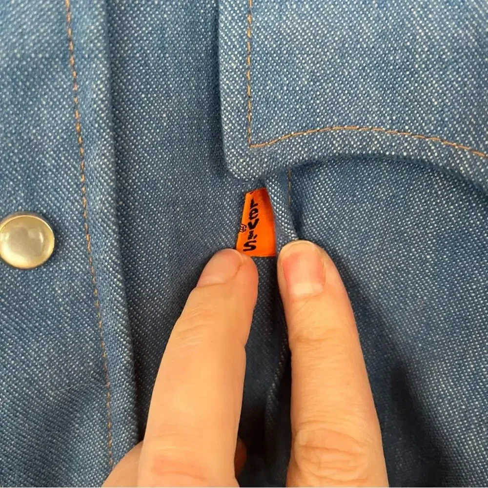 Vintage 60s 70s Levi’s Orange Tab Western Pearl Snap Denim Shirt Size Large Blue